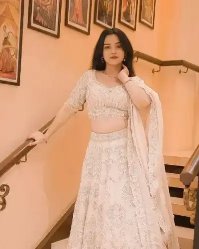 Escort Service In Chorasi